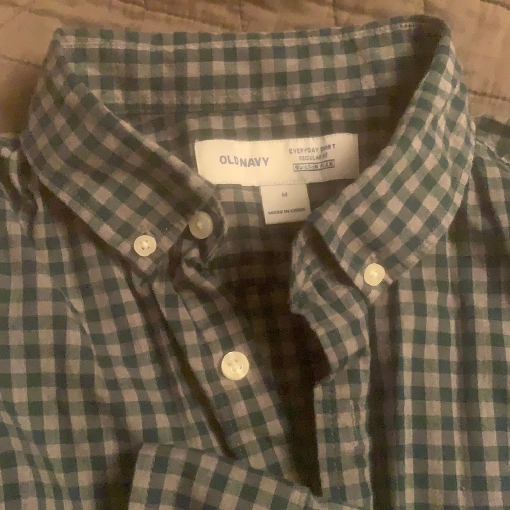 Old Navy green and gray plaid everyday shirt